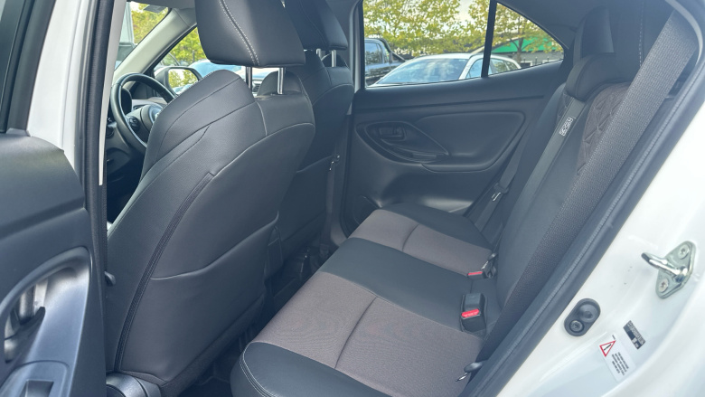 Toyota Yaris Cross 1.5 Hybrid Excel 5dr CVT Hybrid Estate